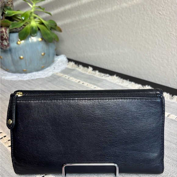 Coach Madison Black Leather Wallet - Picture 4 of 7